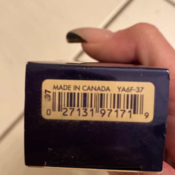 New -Estée Lauder Double Wear Foundation stay in place foundation - Tawny - Picture 5 of 7